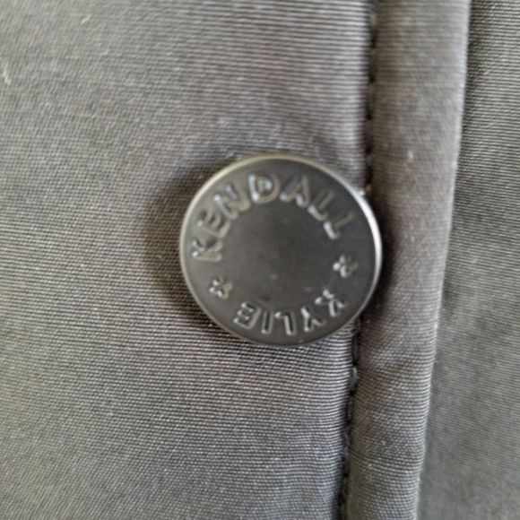 𝅺Kendall & Kylie Hooded Winter Coat Size XS Bust 36 - Picture 9 of 12